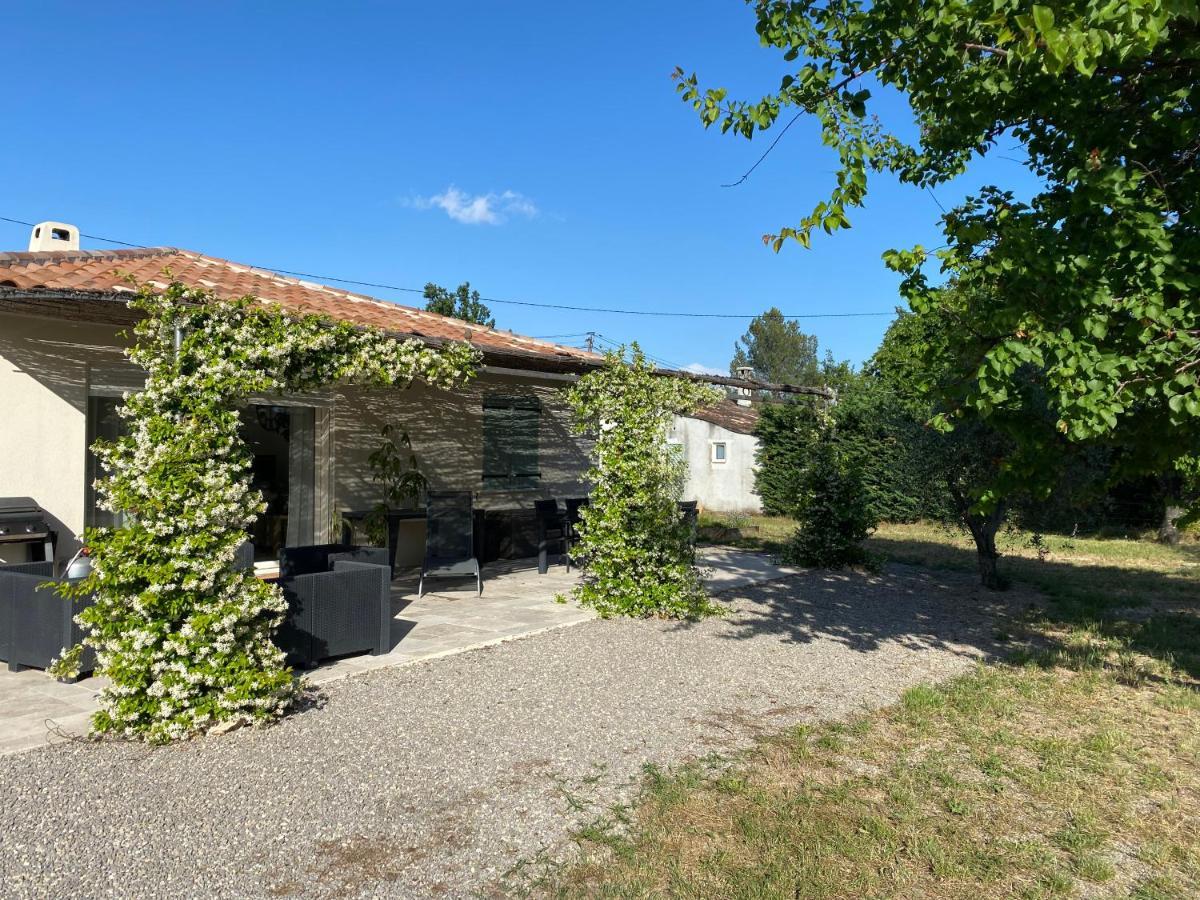 드라기냥 Maison De Plain Pied Avec Terrain De Petanque 빌라 외부 사진